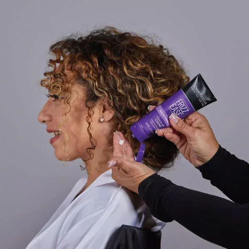 Vista 5 de John Frieda Frizz Ease Secret Weapon - Crema de retoque de armas, 4 onzas (paquete de 2)