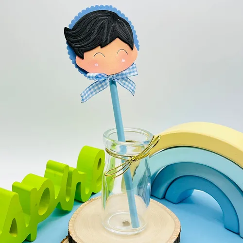 Vista 6 de Adorno para lapiz hecho a mano, adorno para lapiz de motivo de niño, aplique en goma eva para lapiz. adorno de niño para lapiz, adorable diseño