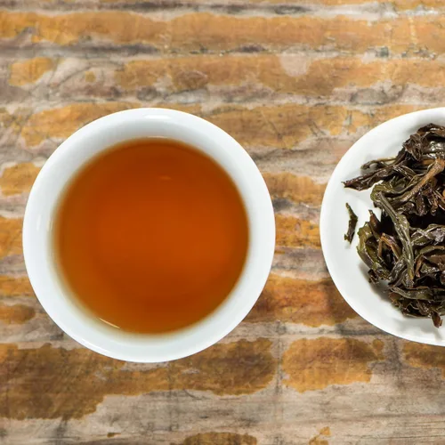 Vista 5 de Juego de té de porcelana blanca perfecto (4 piezas) Infusor de hojas sueltas y taza colador, taza de degustación de té Gongfu y cuchara de té