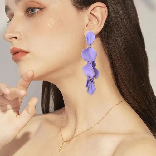 Vista 7 de Aretes largos de acrílico con pétalos de rosa, aretes colgantes de flores exageradas, aretes de borla floral para mujeres y niñas, ideales