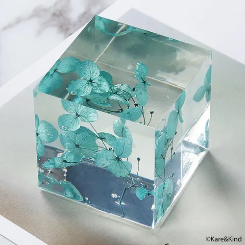 Vista 4 de Moldes epoxi de arcilla polimérica/resina – Juego de 2 formas de silicona – Cubo/Esfera – Crea tus propios objetos transparentes u opacos – Fácil