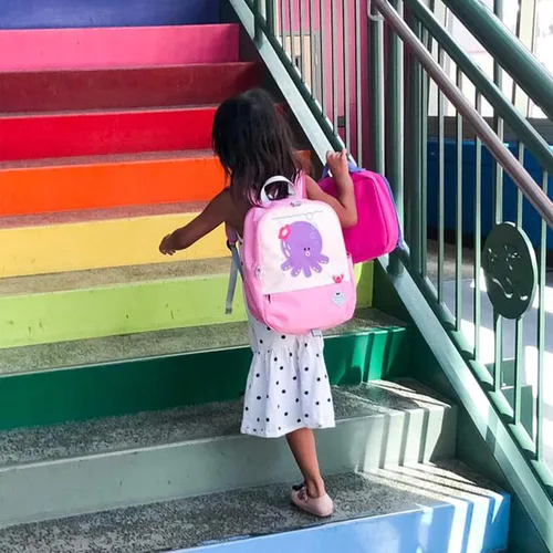 Vista 9 de BEATRIX NEW YORK - Mochila de 11 pulgadas con correa extraíble para niñas y niños, ideal para preescolar y jardín de infantes, Rosa-Pulpo, 24 x 11 x
