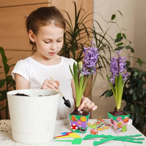 Vista 6 de Elcoho Juego de 36 macetas de plástico para jardín, kit de manualidades de primavera para niños, macetas con 150 calcomanías de espuma, 36