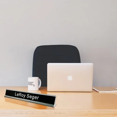 Vista 4 de Placa de identificación personalizada con soporte de pared o escritorio letrero de grabado personalizado 1x8