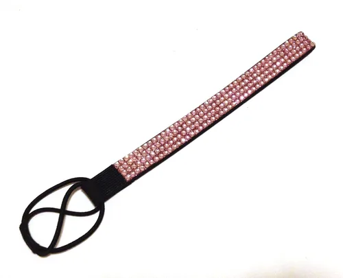 Vista 4 de WigsPedia Diadema elástica de cristal con diamantes de imitación, 4 filas, banda elástica para el cabello para mujer (verde bosque)