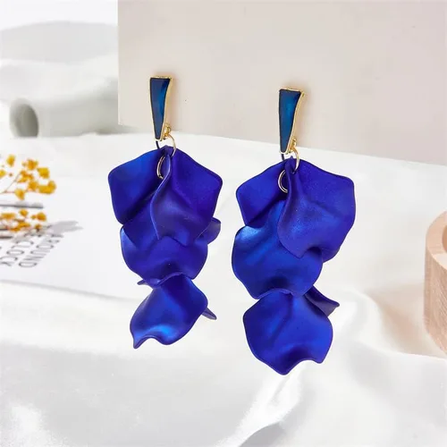 Vista 2 de Aretes largos colgantes de pétalos de rosas y flores de resina, colgantes con borla floral para mujeres y niñas, regalos de joyería elegantes