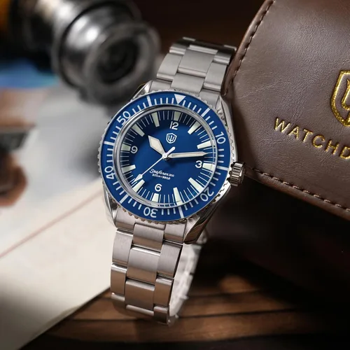 Vista 3 de watchdives WD1967Q Japón VH31 Reloj de buceo para hombre, con movimiento de cuarzo, 1.49 pulgadas, sombrero superior, burbuja, reloj de pulsera