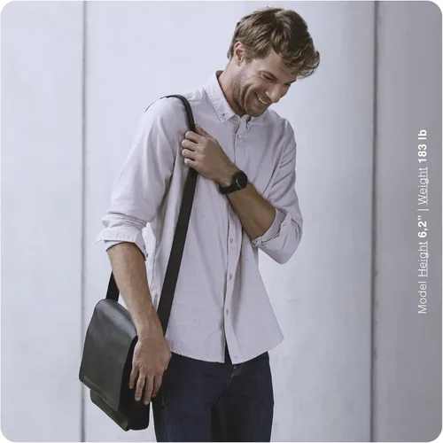 Vista 2 de VELEZ - Bolso bandolera de cuero hecho a mano para hombre