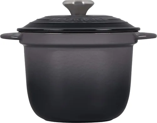 Vista 2 de Le Creuset Olla de arroz de hierro fundido esmaltado con tapa y inserto de gres, 2.25 cuartos de galón., Ostras