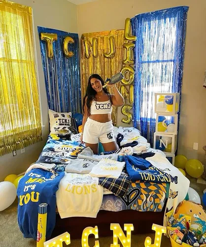Vista 7 de Decoraciones de fiesta de graduación, azul marino, dorado, 2026, azul marino, amarillo, decoraciones de graduación, fiesta de cumpleaños, cortinas