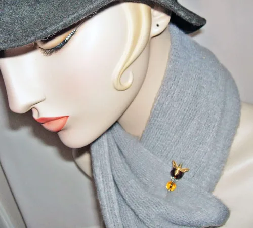 Vista 3 de BEE HONEY AMBER GLASS CRYSTAL Stick Hat Pin Long Hatpin Vintage Style Silver Plt