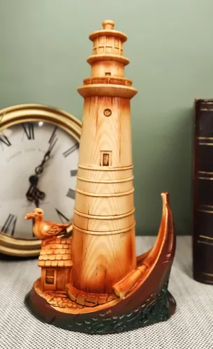 Vista 2 de Ebros - Faro escénico náutico marino de 9 pulgadas de alto en una cubierta de barco gigante con una estatua de gaviota de resina pintada a mano