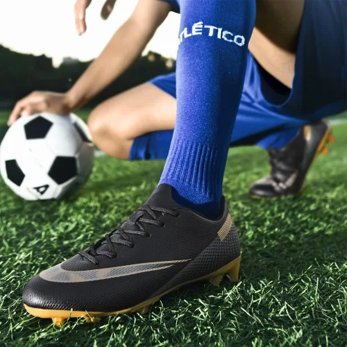 Vista 7 de Aiqzsh Zapatos deportivos de fútbol para hombre, zapatos de fútbol profesionales, transpirables, para deportes al aire libre, correr, competición