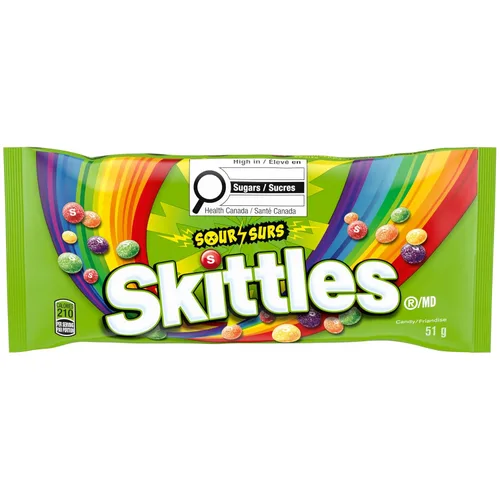 Vista 4 de Skittles Caramelo de fruta masticable Sours 1.80 oz x 24pk, sin gluten, sin gelatina, sabores agrios: lima, limón, naranja, fresa, uva