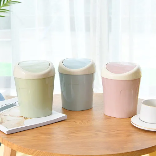 Vista 8 de SITAKE 2 cubos de basura de plástico con 120 bolsas de basura, pequeño cubo de basura de escritorio con tapa abatible para el hogar, oficina