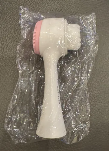 Vista 7 de Cepillo facial, 2 en 1, cepillo exfoliante de limpieza facial, cerdas suaves de doble cara y limpiador facial de silicona. Exfoliación profunda