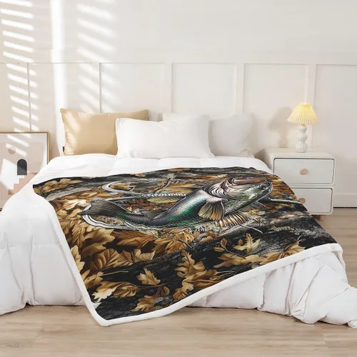 Vista 2 de Feelyou - Manta de forro polar camuflaje de 40 x 50 pulgadas para niños, niños y adolescentes, con diseño de peces de caza, manta de sherpa