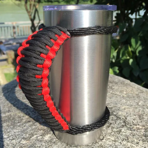 Vista 6 de Mango de Paracord hecho a mano para vaso Yeti/Rtic/Ozark Trail Rambler de 30 onzas (negro)