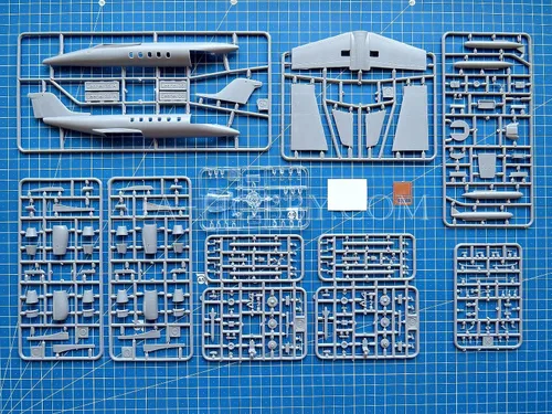 Vista 3 de Amodel 72295-1/72 - Learjet-35A LX-ONE, PT-LOE Juego de maquetas a escala