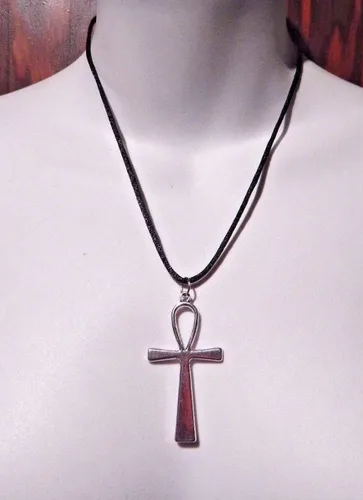 Vista 2 de Silvertone Ankh colgante en collar de cordón negro amuleto de cruz de ansato egipcio disfraz de muerte