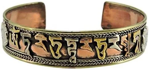 Vista 2 de Pulsera de yoga tibetana hecha a mano con tres metales