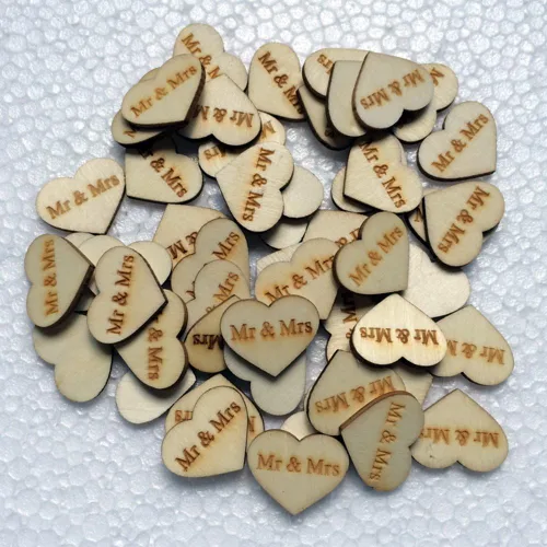 Vista 7 de 100 piezas de madera grabadas en madera con confeti de corazón para decoración rústica de mesa de boda, decoración dispersa para despedida