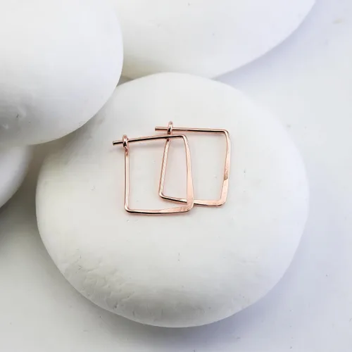Vista 44 de Aretes de aro finos martillados, elegantes plata esterlina geométrica sólida, relleno de oro y relleno de oro rosa; para mujer por Lotus Stone