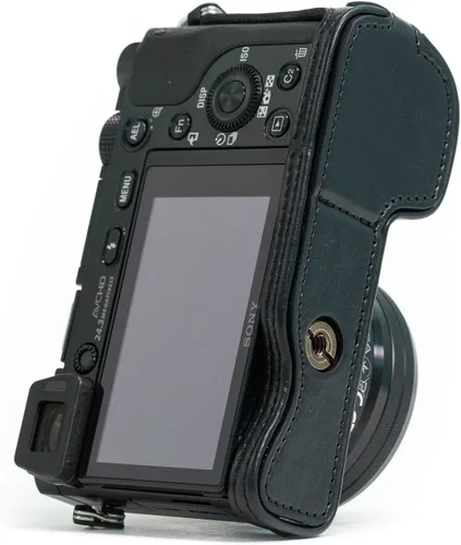 Vista 3 de MegaGear Ever Ready - Funda de piel para cámara compatible con Sony Alpha A6300, A6000