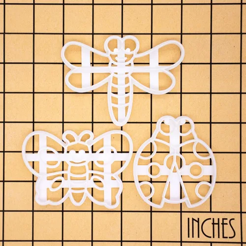 Vista 6 de Juego de 3 cortadores de galletas de insectos (diseños: mariquita, libélula y mariposa), 3 piezas - Bakerlogy