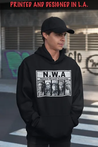 Vista 3 de ShirtBANC Sudadera con capucha de la National Warpath Association, equipo nativo americano