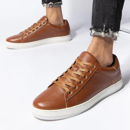 Vista 7 de Zapatos deportivos de cuero a la moda para hombre, tenis Oxford casuales para caminar diariamente para hombre