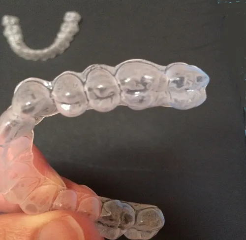 Vista 4 de Kit profesional de bandeja blanqueadora de dientes personalizada. Bandeja de blanqueamiento dental directa de laboratorio dental, bandejas