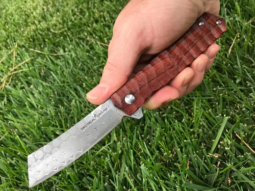 Vista 6 de TACTICAL GEARZ Navaja de bolsillo de Damasco para EDC, mango de palisandro, hoja recta de damasco con 67 capas y un núcleo VG10 (Rogue XS)
