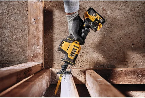 Vista 5 de DEWALT Sierra recíproca ATOMIC 20V MAX* con una sola mano, inalámbrica, solo herramienta (DCS369B)