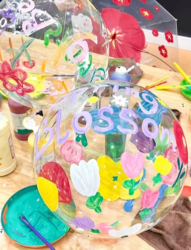 Vista 3 de Globos Bobo de 20 pulgadas – 30 globos transparentes de burbujas para rellenar, globo de helio para decoración de fiestas de bricolaje, cumpleaños