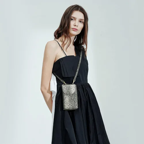 Vista 2 de S-ZONE - Bolso cruzado para mujer, de cuero sintético de PU, con bloqueo RFID, para teléfono celularbilletera