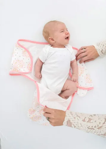 Vista 3 de SwaddleDesigns Manta para envolver con envoltura ajustable, juego de 3, diseño floral celestial, rosa