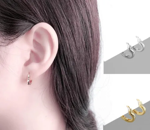 Vista 5 de 925 Sterling Silver Small Huggie Hoop Earrings Heart Shaped, White Gold Plated