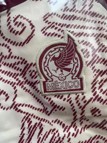 Vista 4 de 2022 Away Mexico Soccer Football Football Football Team Nacional Infant Baby Body Jersey Kit de tela para niños y niñas 12-18 meses Verde