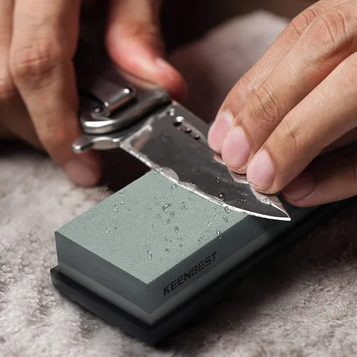 Vista 4 de KEENBEST Actual Grit - Juego de piedra de afilar de material de primera calidad, 2 lados, 400 1000, afilador de cuchillos de cocina, piedras húmedas