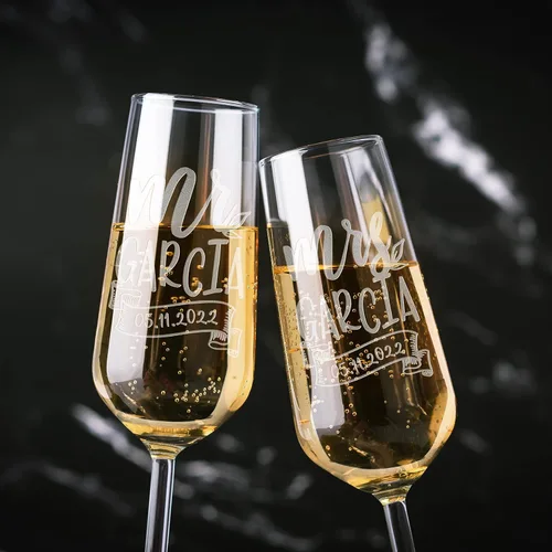 Vista 11 de Copas de champán personalizadas para boda, copas de brindis Love Birds para novia y novio, juego de 2
