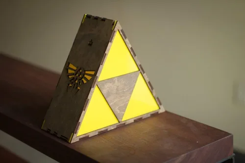 Vista 2 de Zelda Triforce Lamp