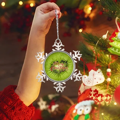 Vista 3 de Adorno de copo de nieve verde para árboles de Navidad, frutas, comida realista, adornos de Navidad personalizados 2022, divertido recuerdo de metal
