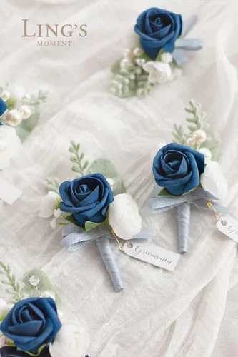 Vista 3 de Ling's Moment Paquetes de flores de boda prearreglados en azul polvoriento y azul marino, paquete de boutonnieres y ramilletes de muñeca