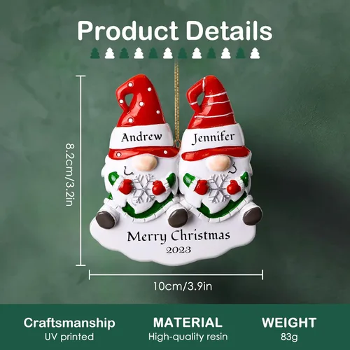 Vista 2 de Adornos de Navidad personalizados de gnomo 2023, familia de 2, 3, 4, 5, 6 – Adorno de Navidad personalizado con nombre para árbol de Navidad