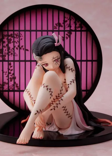 Vista 3 de Aniplex Demon Slayer: Kimetsu no Yaiba Statuette Entertainment District Arc Nezuko Kamado (versión avanzada de formulario demonio)