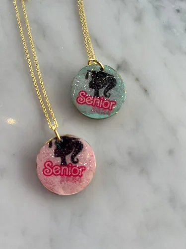 Vista 2 de Personalized Graduation Class of 2024 Necklae with Name Doll Style Barb Custom Jewelry Grad Gift Custom with