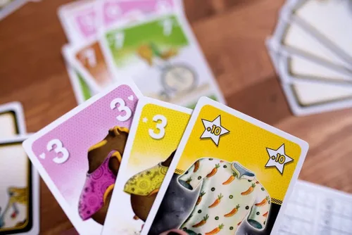 Vista 6 de 25th Century Games Velonimo, juego de cartas rápido para jugar con temática de ciclismo para 2 a 5 jugadores