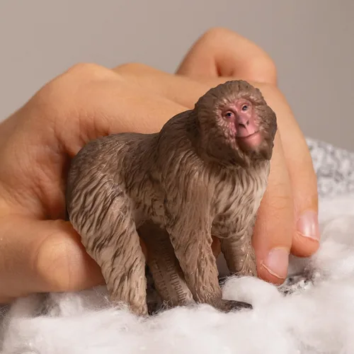 Vista 2 de Schleich Wild Life - Figura de macaco japonés de juguete de animales salvajes, niños y niños pequeños a partir de 3 años