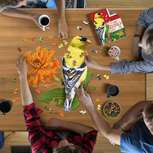 Vista 5 de Madd Capp Puzzles - I AM Goldfinch - 300 piezas - Rompecabezas en forma de animal, multicolor